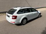 Skoda Octavia 2.0 TDI AUTOMATIK DSG 4x4 Combi Klima - gebrauchte Skoda Octavia aus dem Jahr 2015