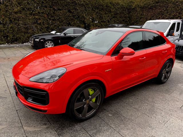 PORSCHE Cayenne Coupe Turbo S E-Hybrid *Keramik*Approved
