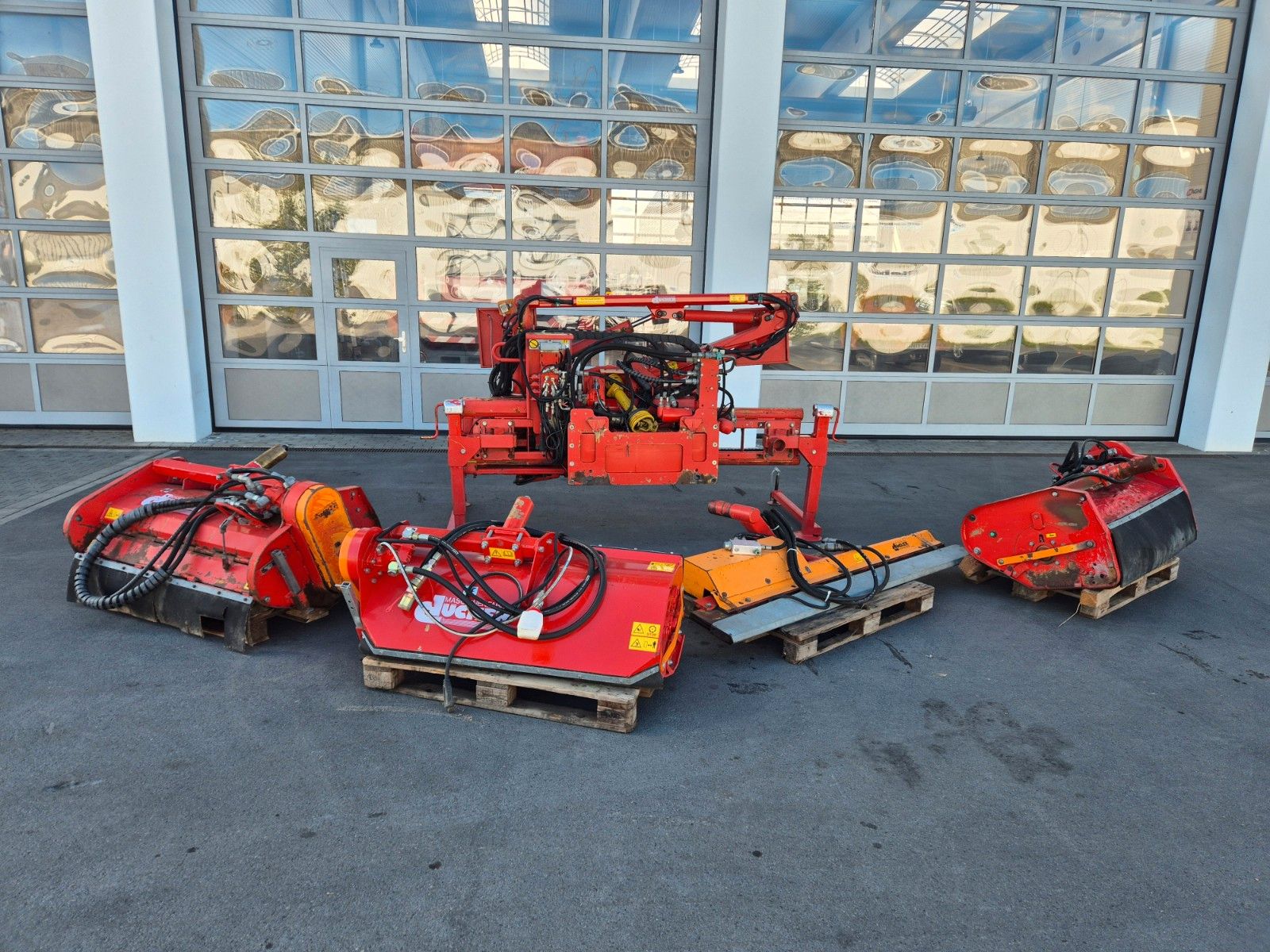 Fahrzeugabbildung Andere Dücker UNA 500 D Ausleger / Unimog / 2004