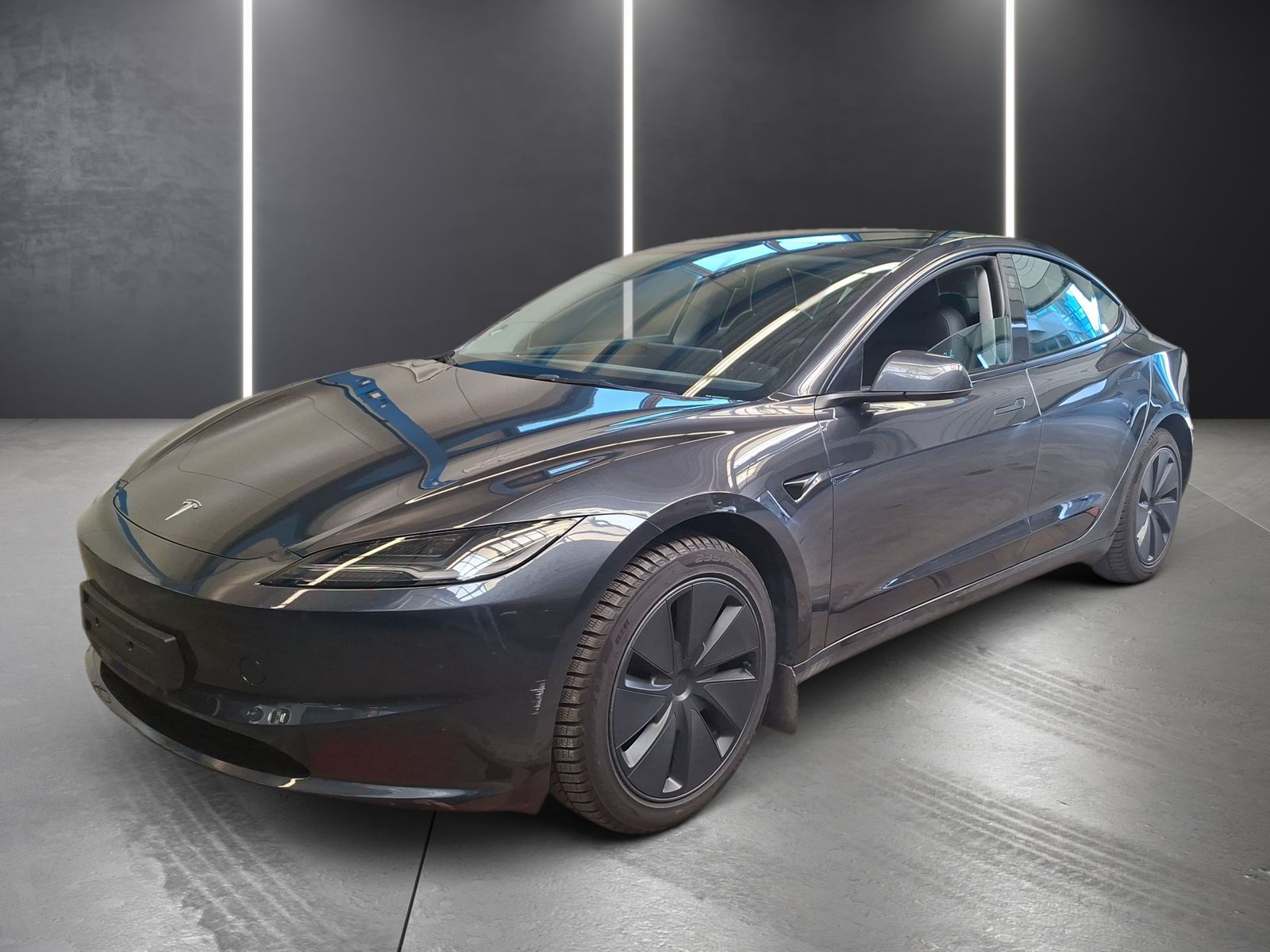 Tesla Model 3 Long Range Dual AWD