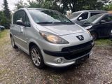 Peugeot 1007 Sport - Peugeot 1007: Sport