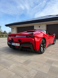 2022 Ferrari SF90 照片 5