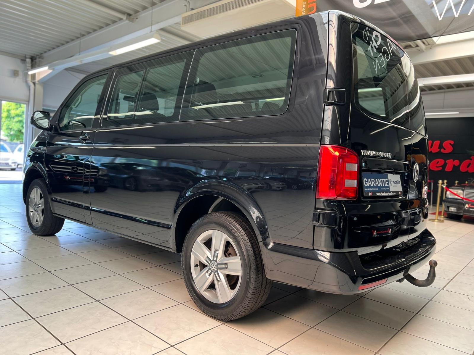 Volkswagen T6 Transporter 2,0 TDI 6xSitzer/Navi/Klima/AHK