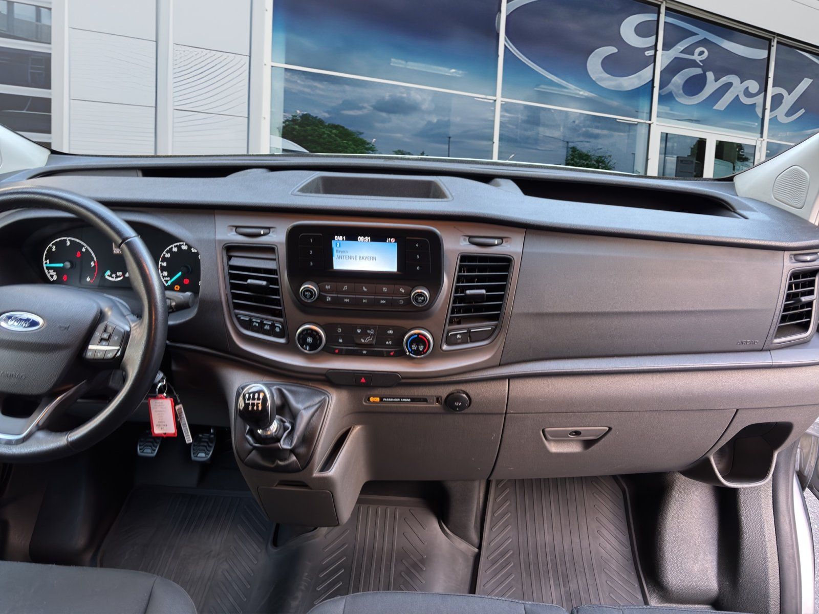 Fahrzeugabbildung Ford Transit Custom 2.0 TDCi 280 L1 Trend