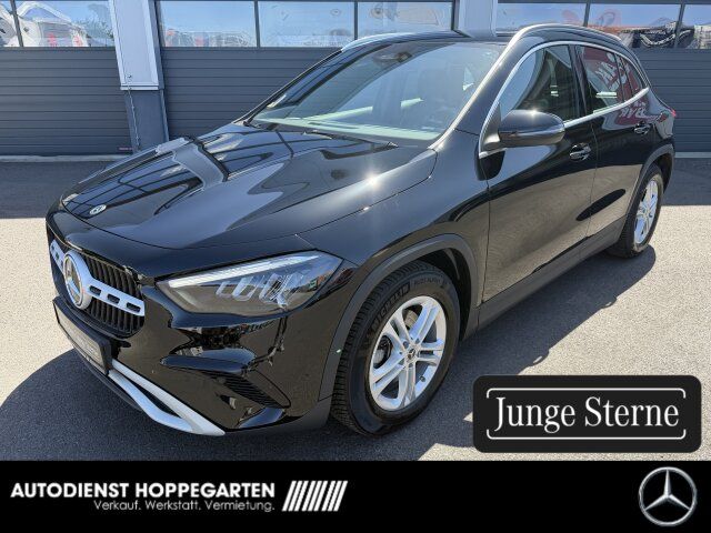 MERCEDES-BENZ GLA 200 LED MBUX Kamera Sitzheizung Parkpilot...