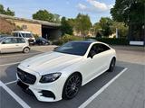 Mercedes-Benz E 400 4MATIC coupe - Mercedes-Benz E 400 in Essen