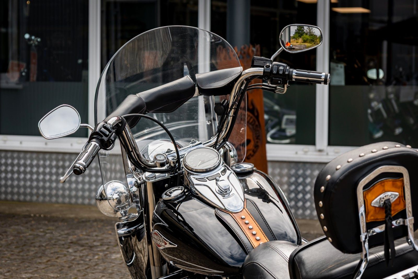 Fahrzeugabbildung Harley-Davidson Heritage Classic FLSTC 96cui - Remus -