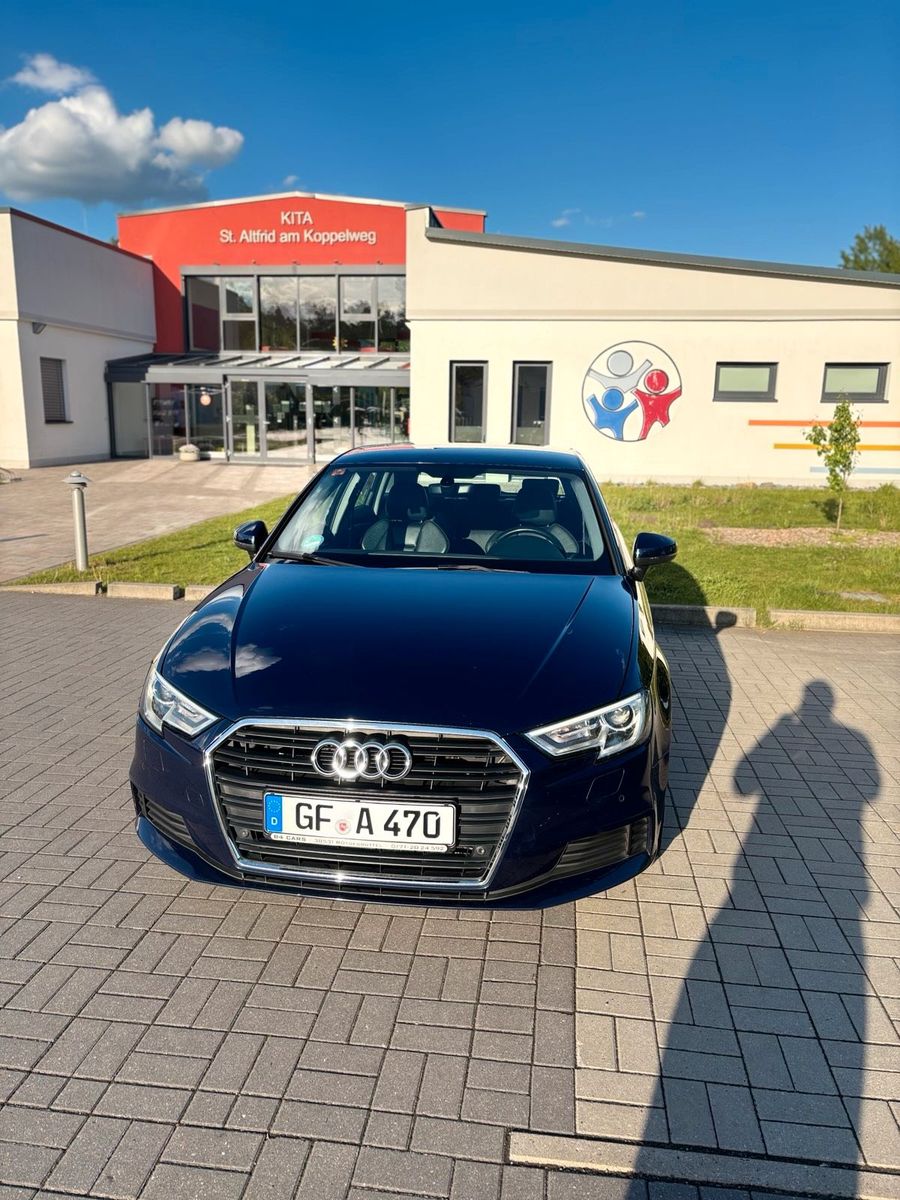 AUDI Audi A3 Sportback S-Tronic