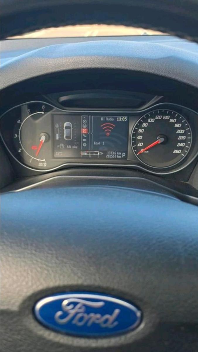 Ford Mondeo 2014 — photo 10