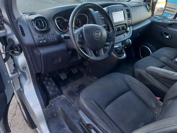 Opel Vivaro - 6