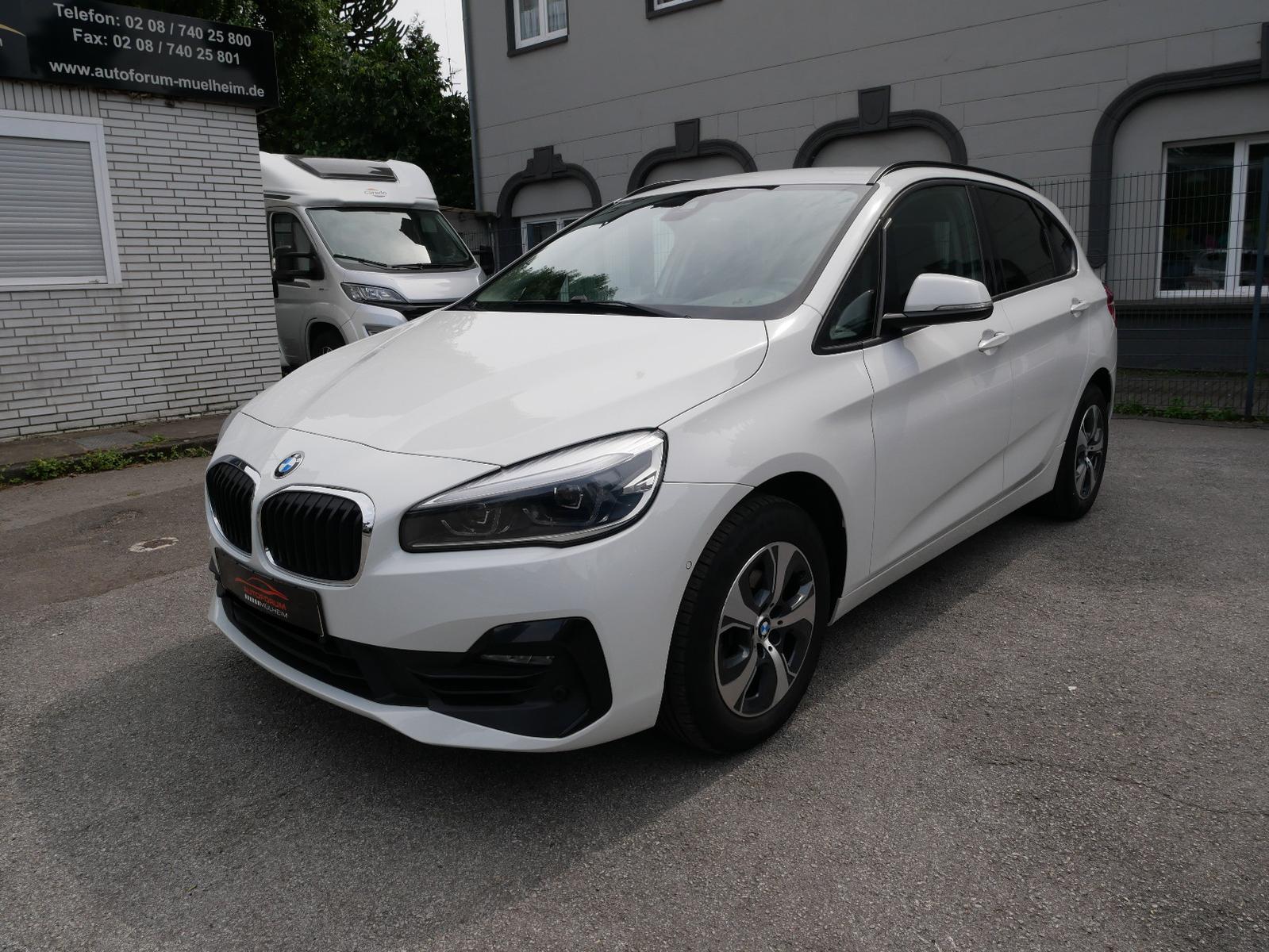 BMW 216 i Advantage Active Tourer LED Navi KeyGo PDC