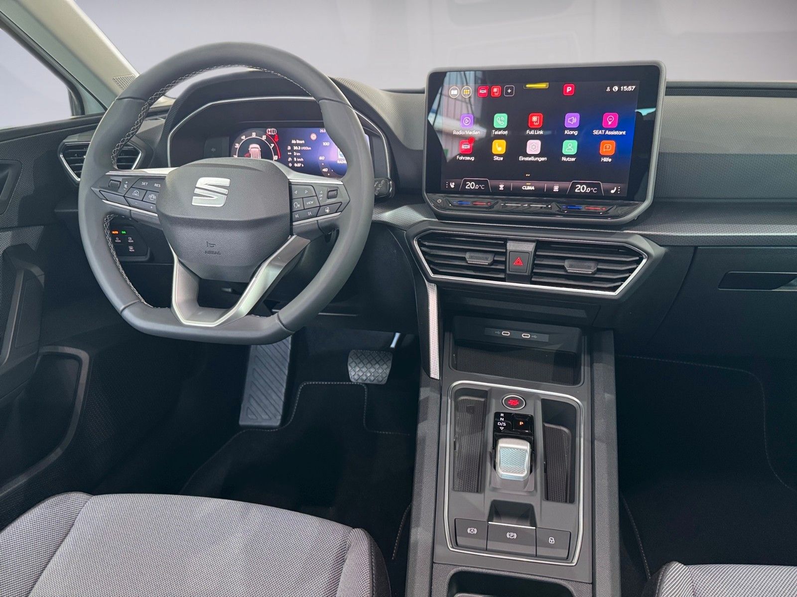 Fahrzeugabbildung SEAT Leon Sportstourer 1.5 eTSI 110 kW Style