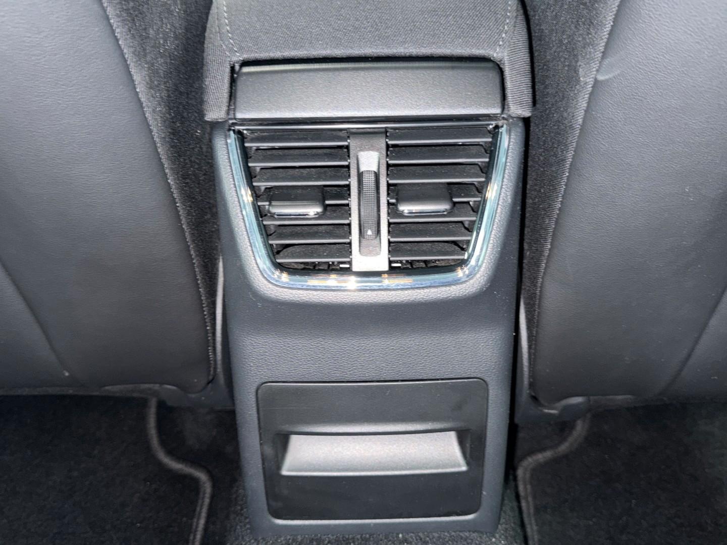 Skoda Octavia/Temp/PDC/ErsteHand/2-Zonen/SHZ/Kurvlicht