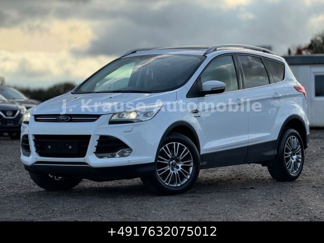 Ford Kuga Titanium 4x4 Aut. Bi-Xenon Pano T-Leder