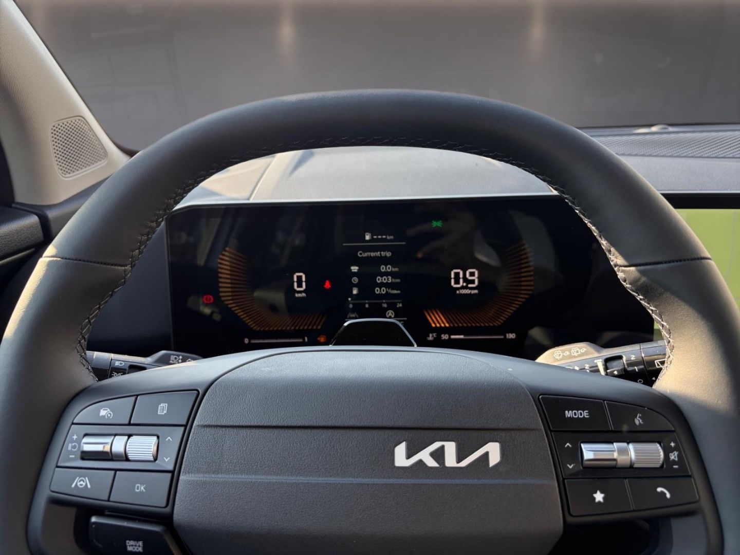 Fahrzeugabbildung Kia Sportage Core 1.6T 2WD Navi Digitales Cockpit LE
