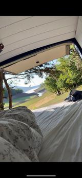 Volkswagen T5 mit Solarzelle & Zweitbatterie - Wohnwagen in Frankfurt