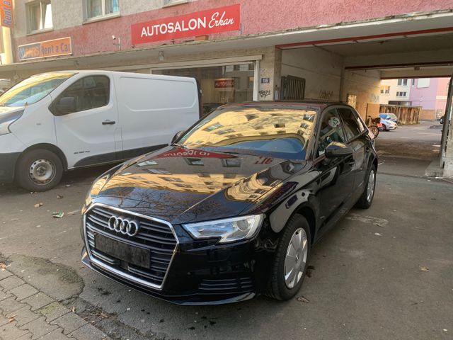 Audi A3 Sportback 30 TDI NAVI ACC STANDHEIZUNG