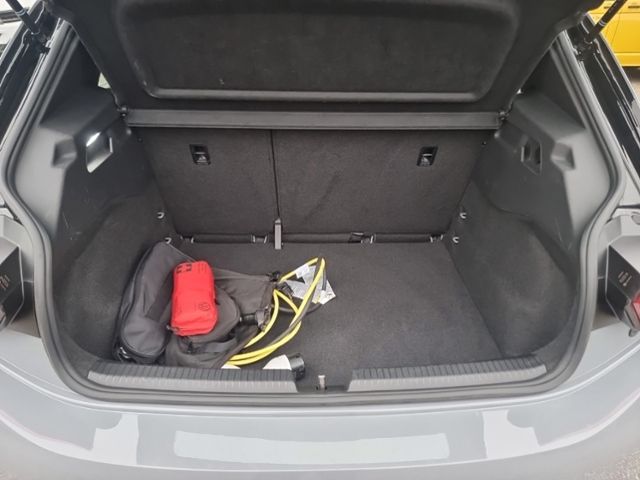 Fahrzeugabbildung Volkswagen ID.3 PRO PERFORMANCE 62kWh LED KLIMA KEYLESS SHZ