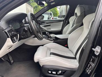 2017 BMW M5 — миниатюра 13