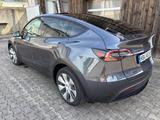Tesla Model Y LR AWD 1. Hand weißer Innenraum  - graue Tesla Model Y
