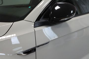 Volkswagen T-Roc 1.5 DSG R-Line Black AHK Pano Matrix Kame.