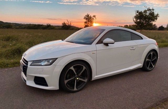 AUDI Audi TT Coupé 2.0 TDI Ultra,S-line,sehr ge...