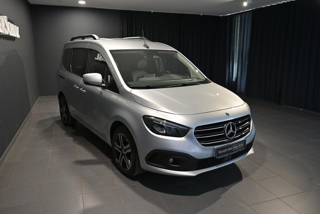 Mercedes-Benz T 180 d PROGRESSIVE NAVI AHK 1.5t. Klima LED ALU