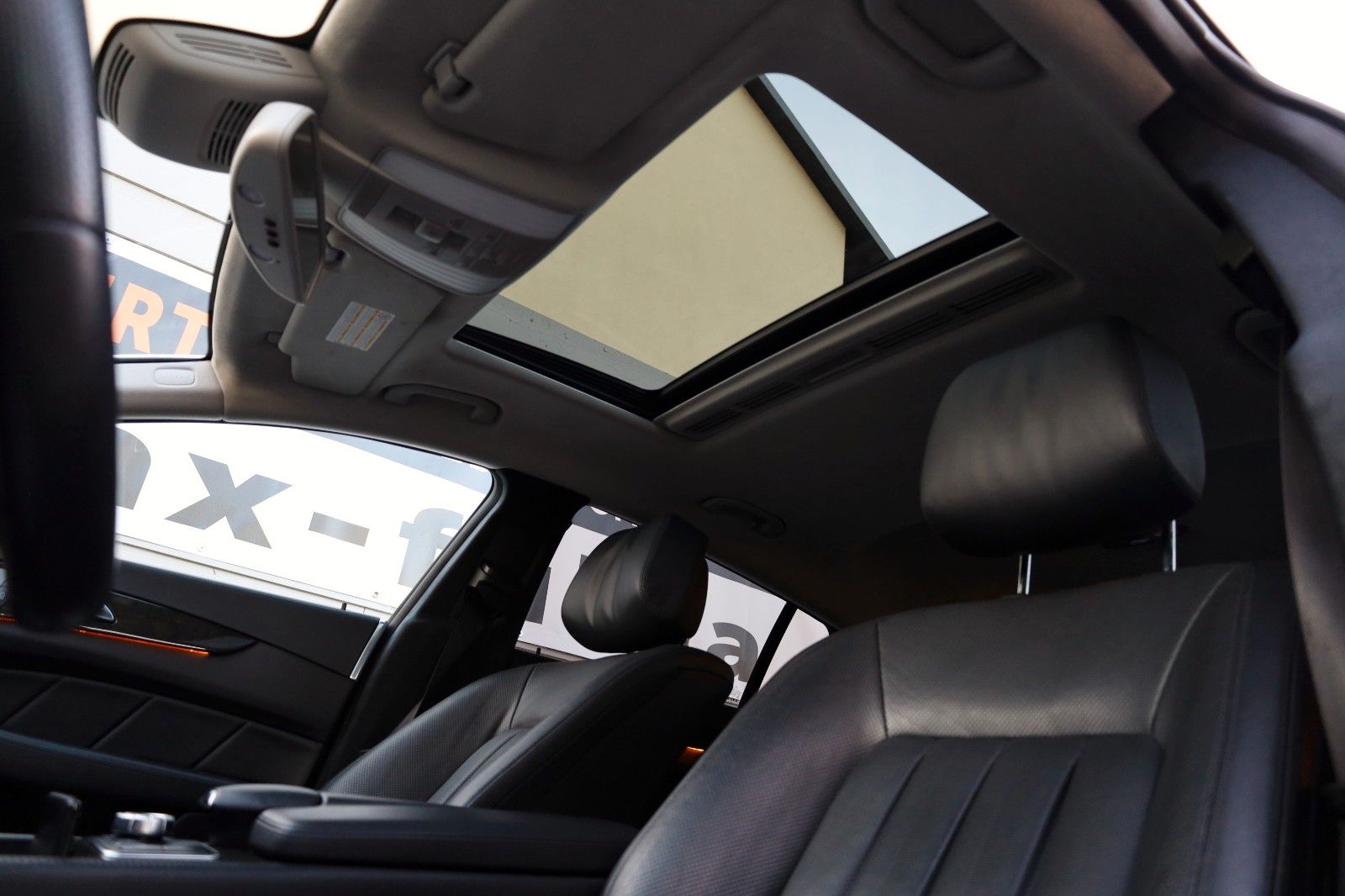 Fahrzeugabbildung Mercedes-Benz CLS 350 SB Sport Leder,Navi,LED,SD,SH+Belüftung