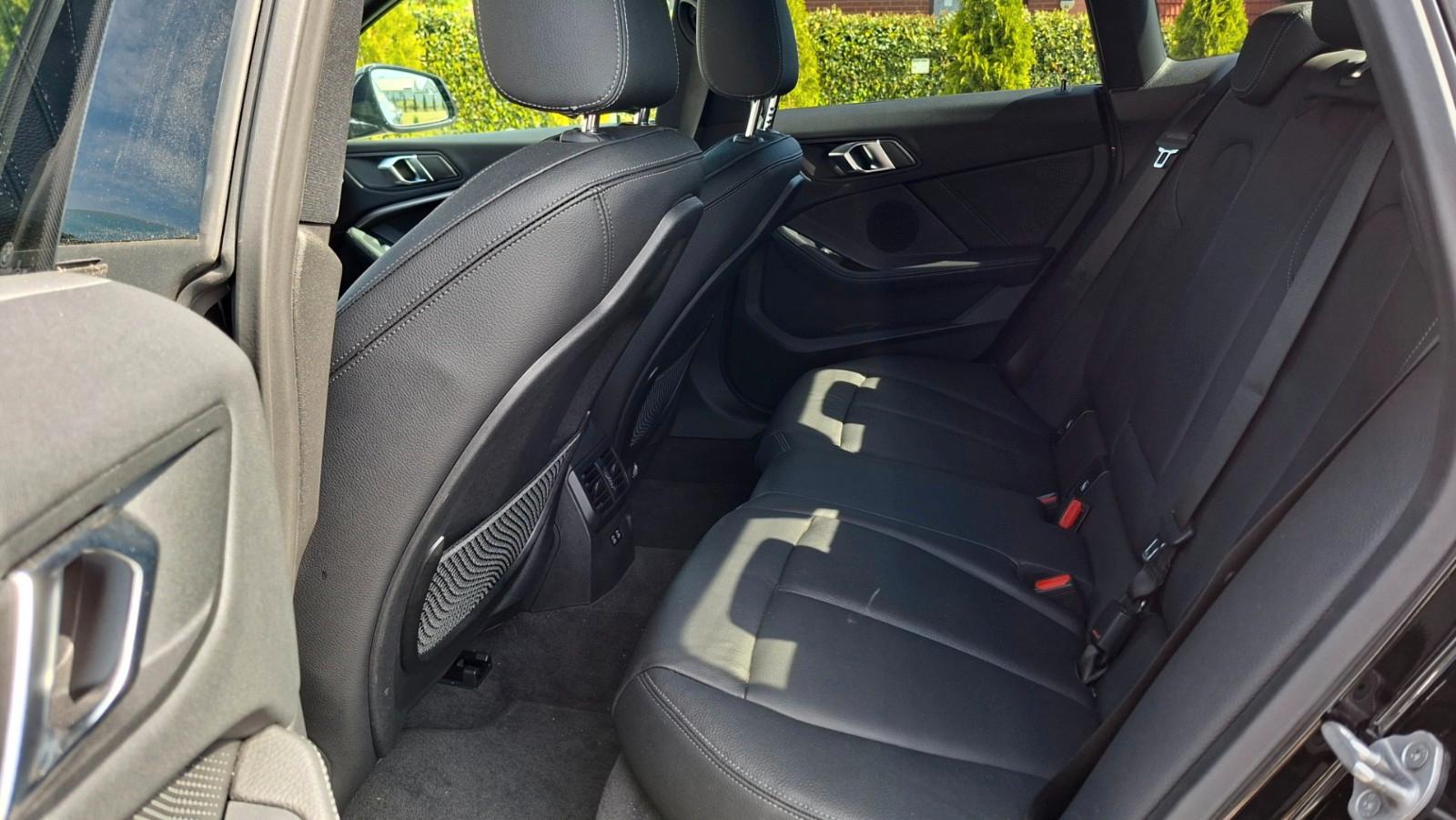 BMW Vollpaket M235i xDrive Gran Coupé Panorama
