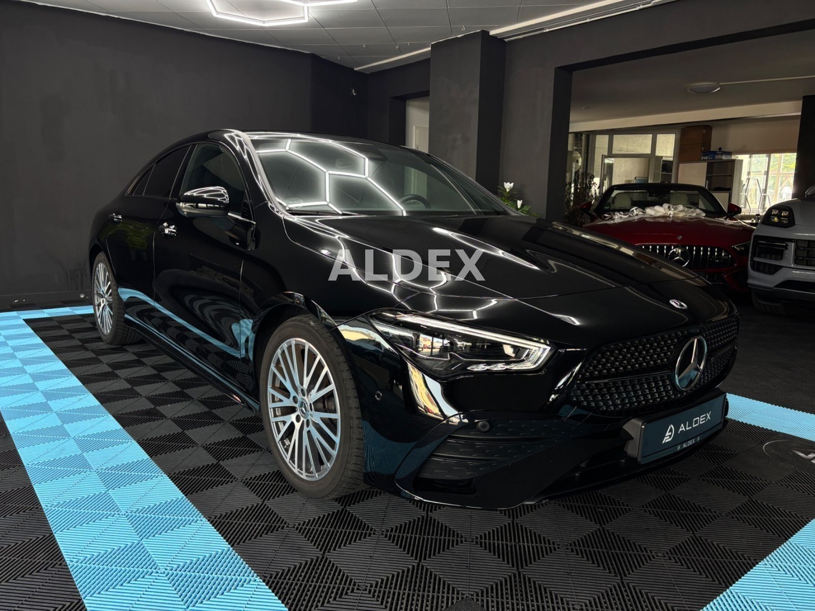 Mercedes-Benz CLA 250 4M COUPE AMG°LED°360°KEY°DIST°19 °AMBIEN foto 3