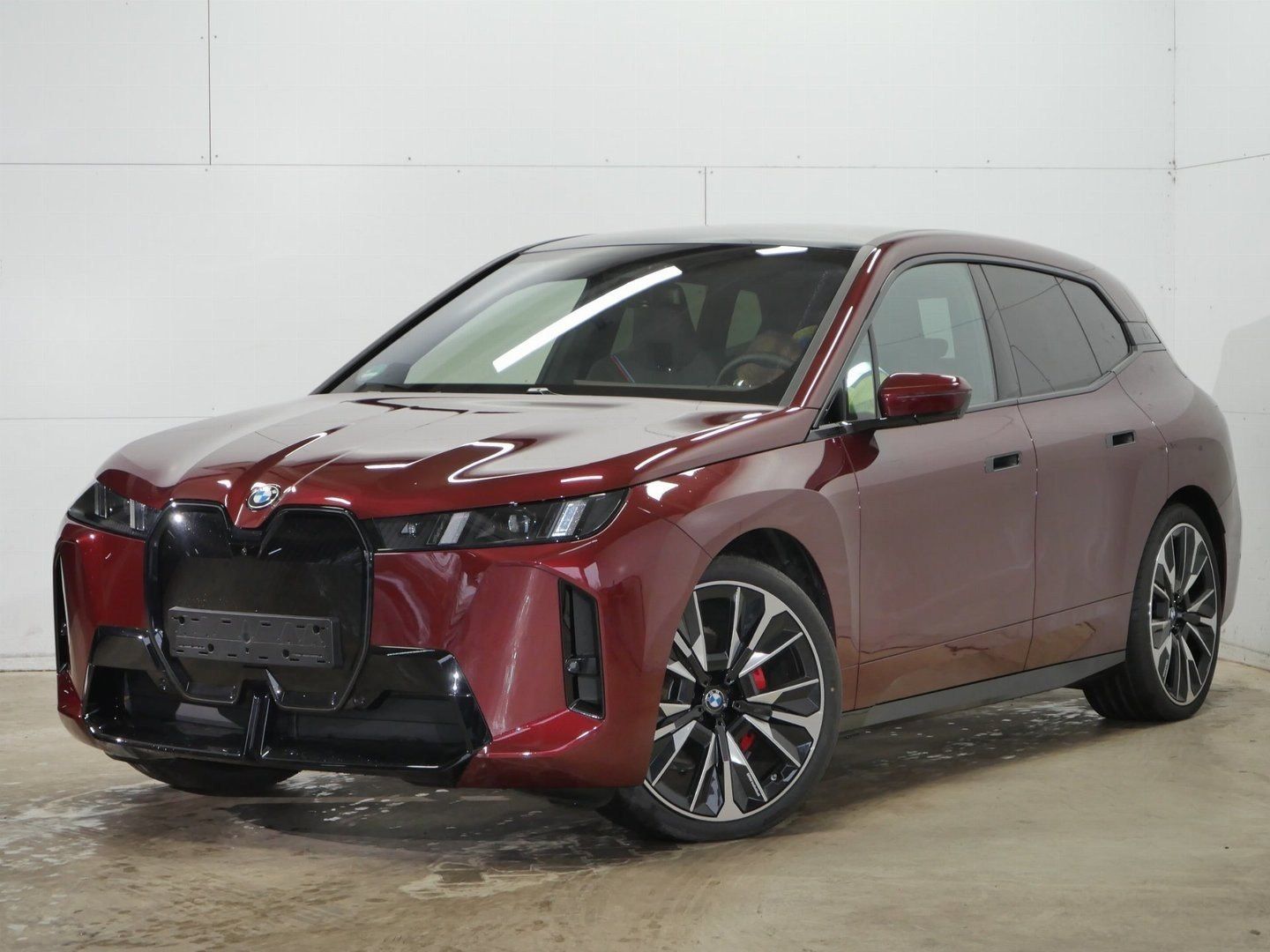 Fahrzeugabbildung BMW iX xDrive60 |M Sportpaket| B&W| Sitzbelüftung vo