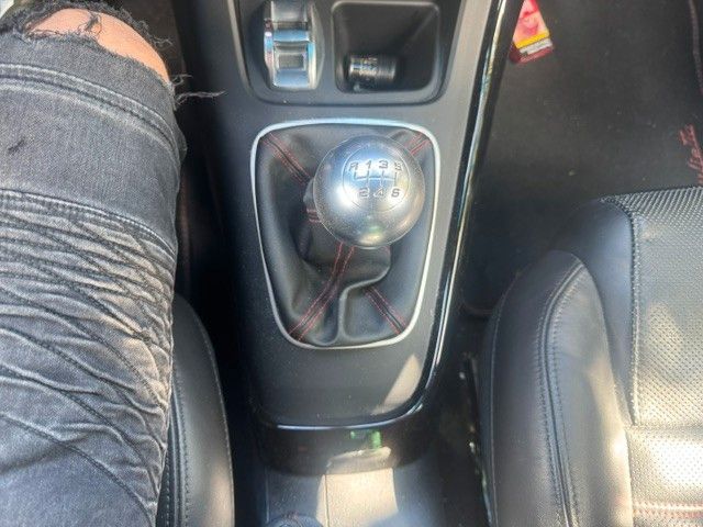 Fahrzeugabbildung Alfa Romeo Giulietta Turismo Sportiva LEDER