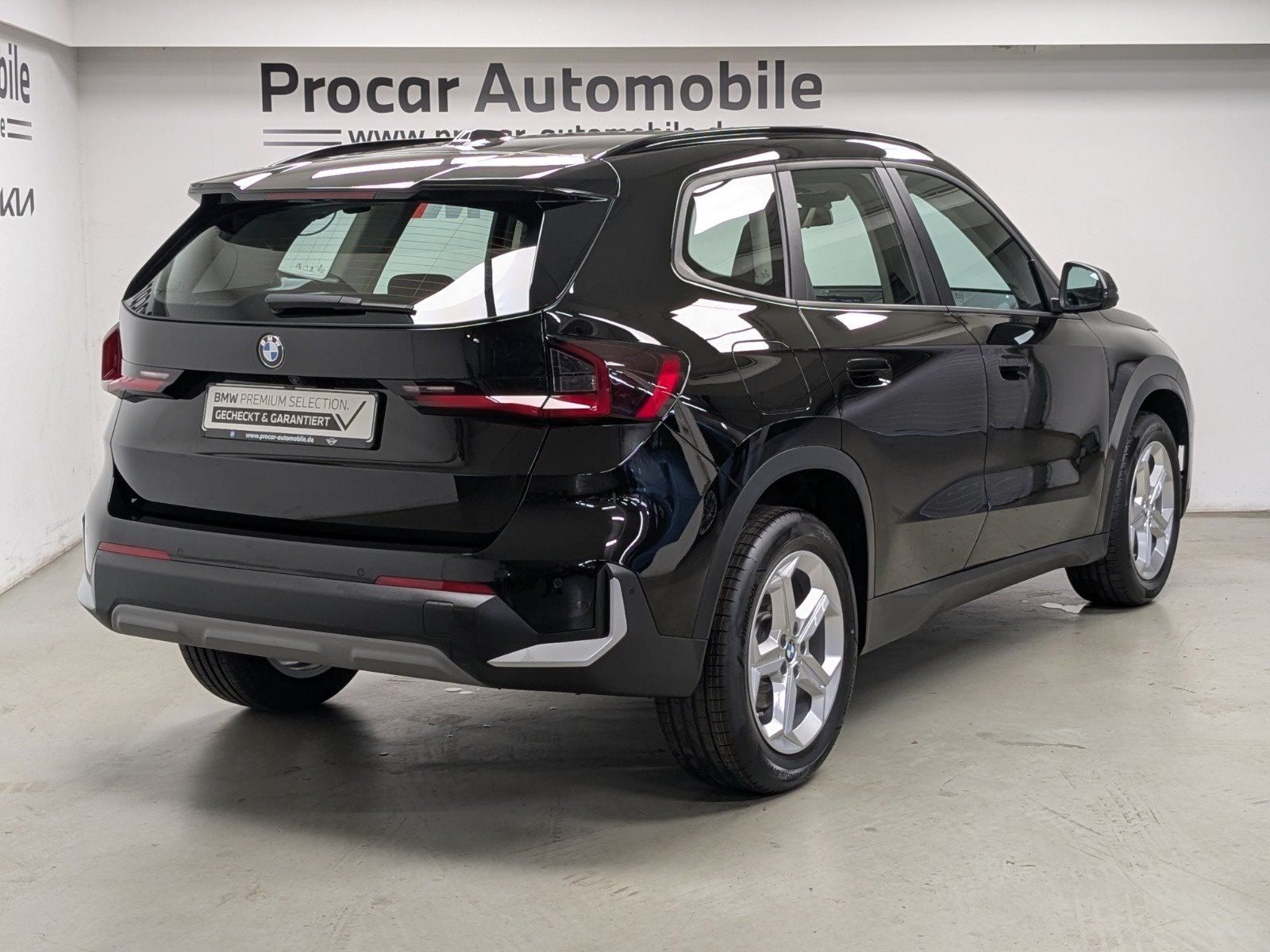 BMW X1 xDrive20d DA Prof PA HuD 360° ACC 18'' AdapL foto 3