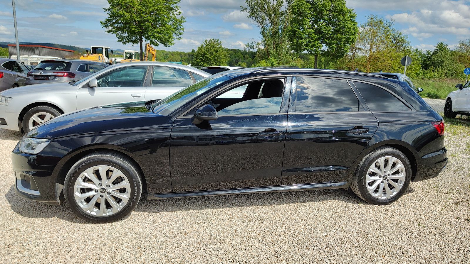 Audi A4 Avant 30 TDI advanced Sport Paket*Matrix*Pano imagem 3