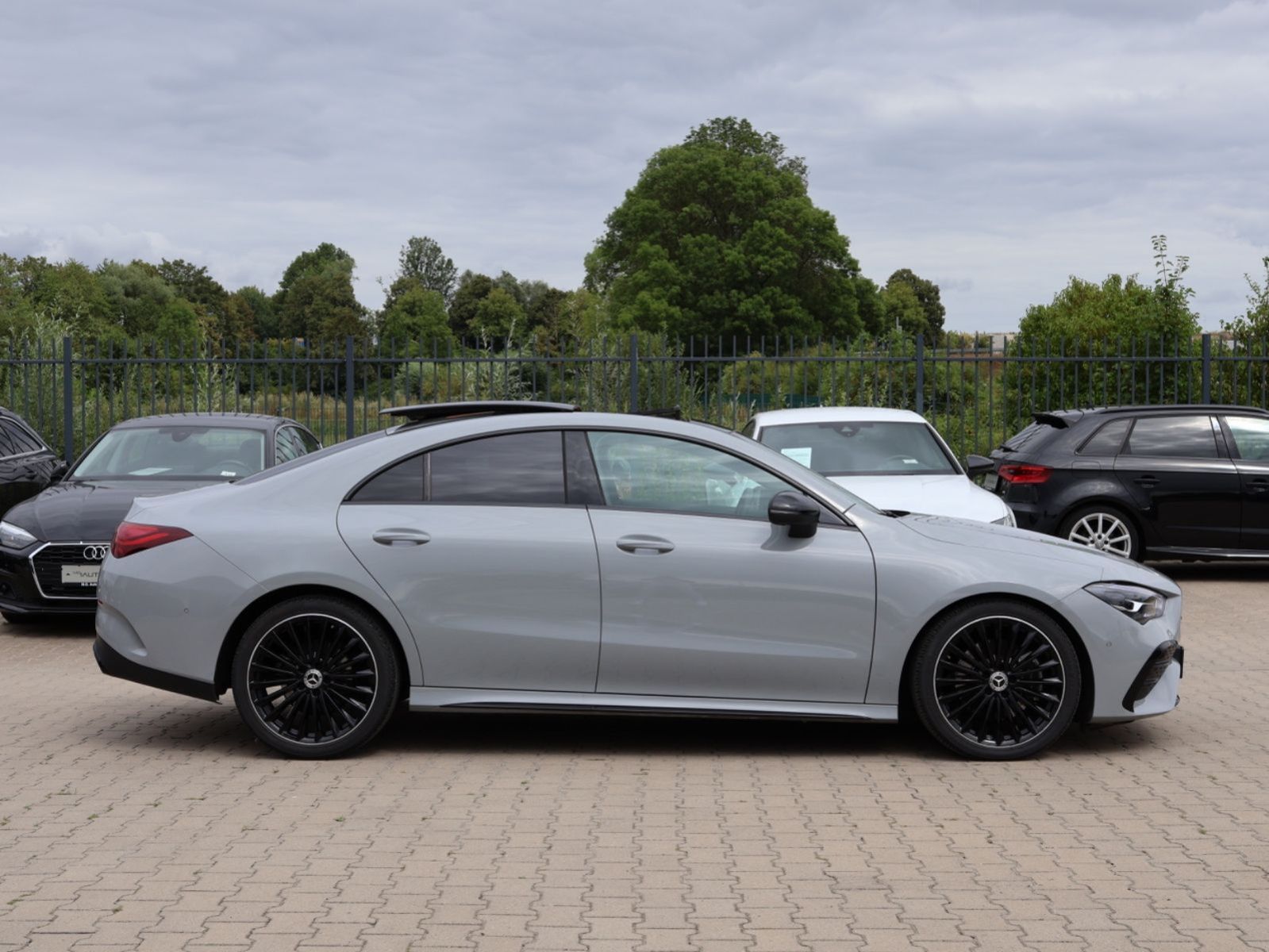 Mercedes-Benz CLA 200 d Special Edition AMG Line - PANORAMA foto 5