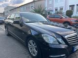 Mercedes-Benz E 250 CDI 4MATIC T B.E. ELEGANCE Autom. ELEGANCE - Mercedes-Benz E 250 in Lübeck