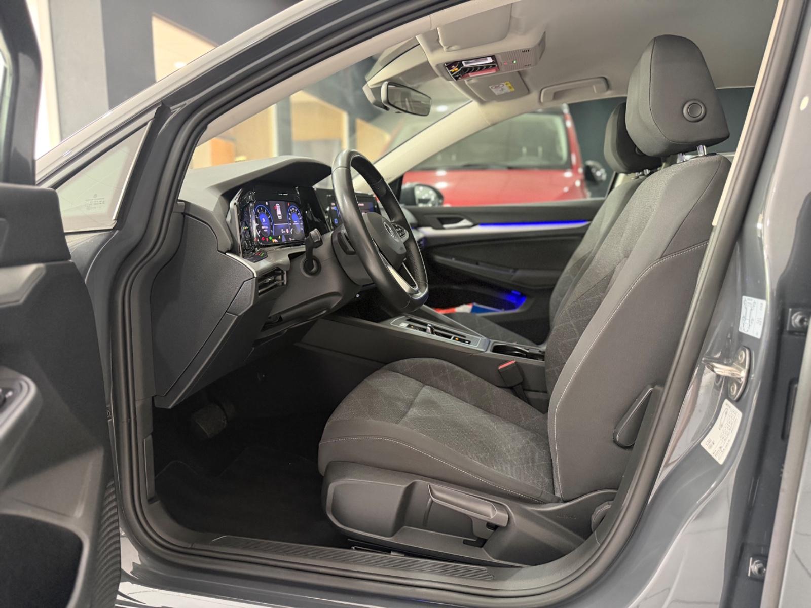 Volkswagen Golf VIII Variant Life eTSI*AUTOMATIK*AHK*LED*, миниатюра 6