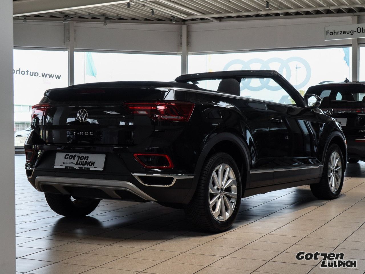 Fahrzeugabbildung Volkswagen T-Roc Cabriolet Style 1,5TSI DSG Navi PDC LED