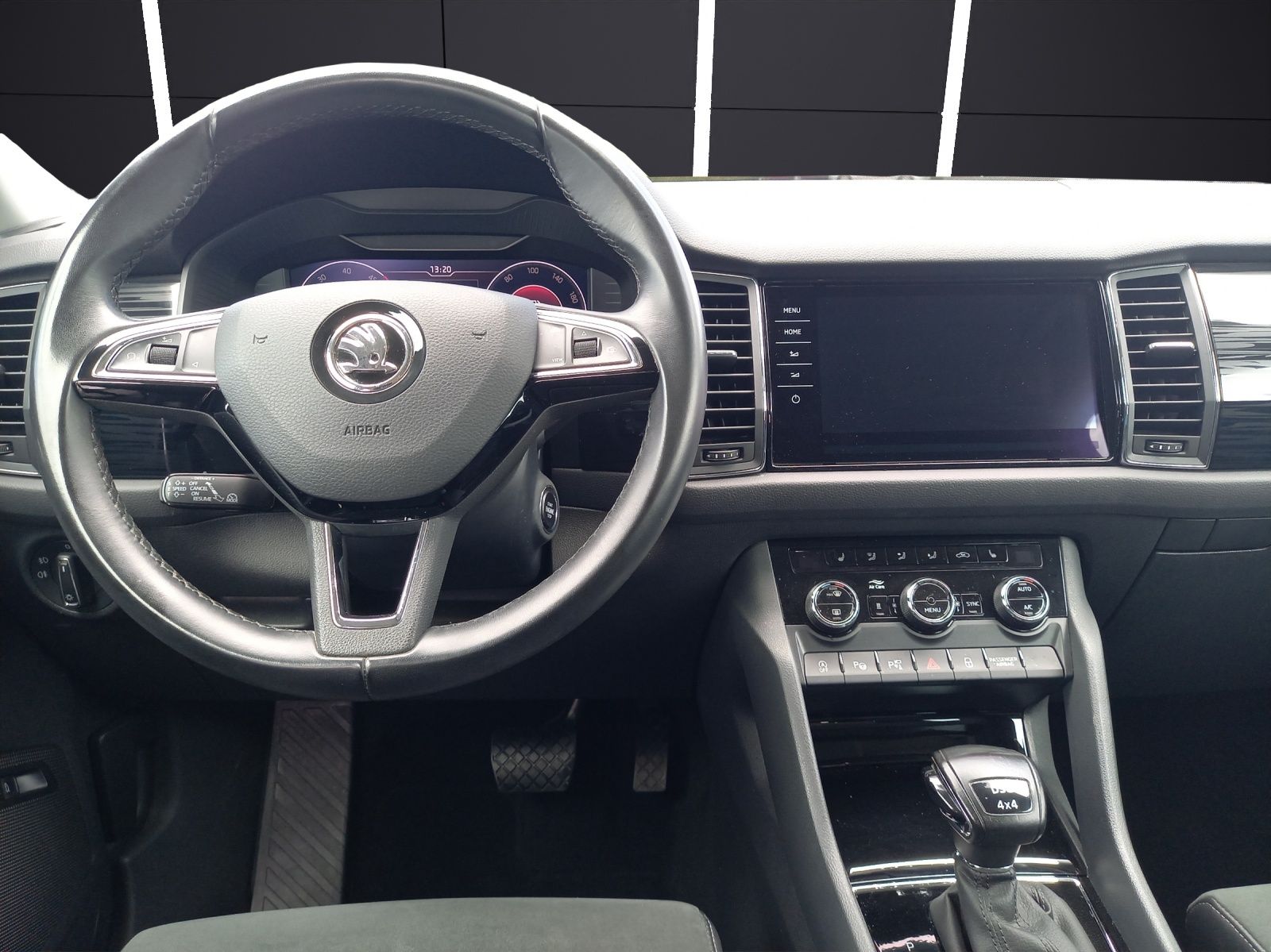 Fahrzeugabbildung SKODA Kodiaq Style 2.0 TDI  4x4 DSG AHZ LED NAVI