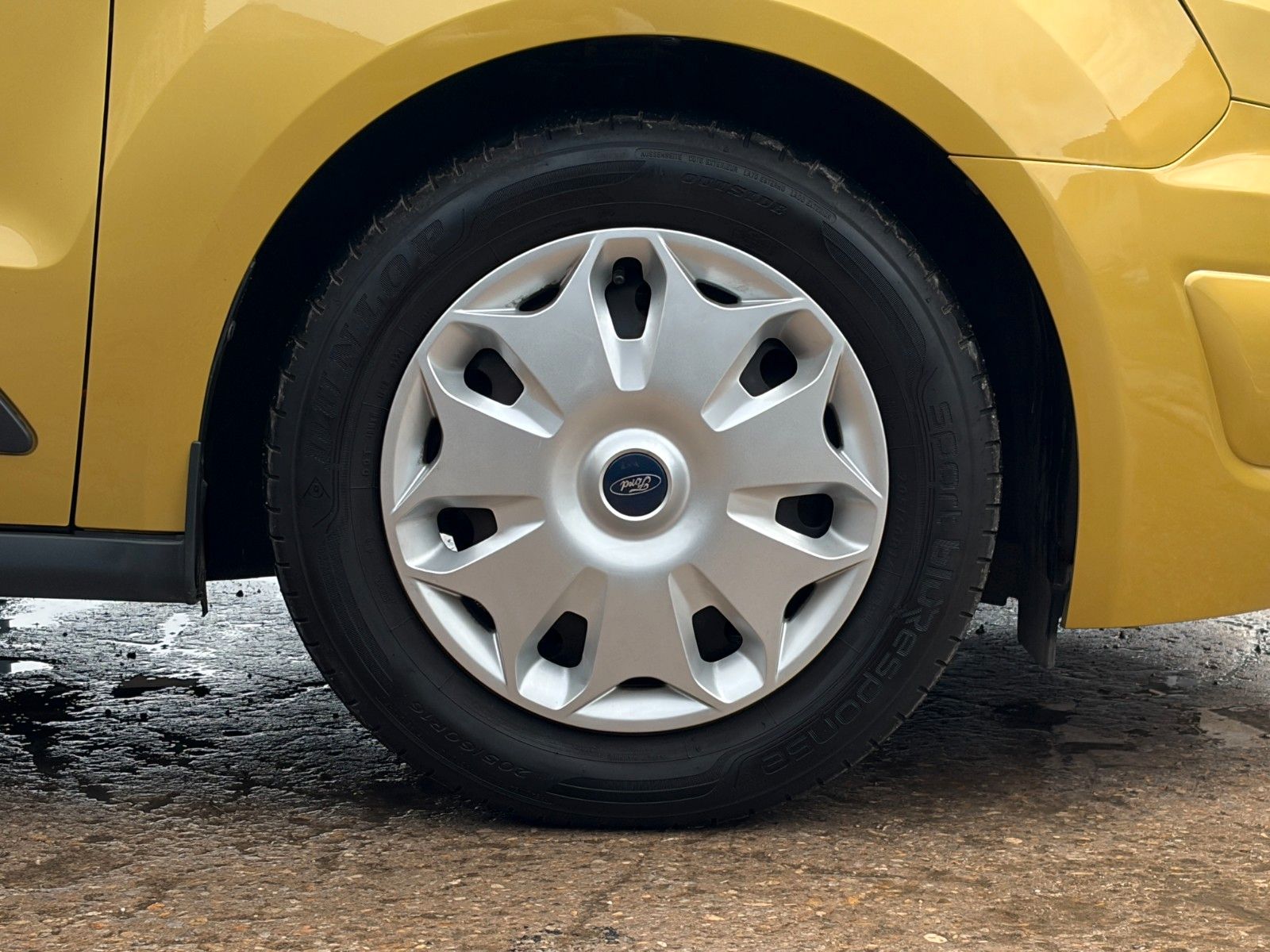Fahrzeugabbildung Ford Tourneo Connect 1.0 EB Trend Klima Zahnr. neu