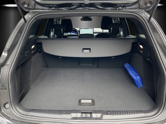 Fahrzeugabbildung Ford Focus Turnier ST-Line X MHEV Winter Paket HUD