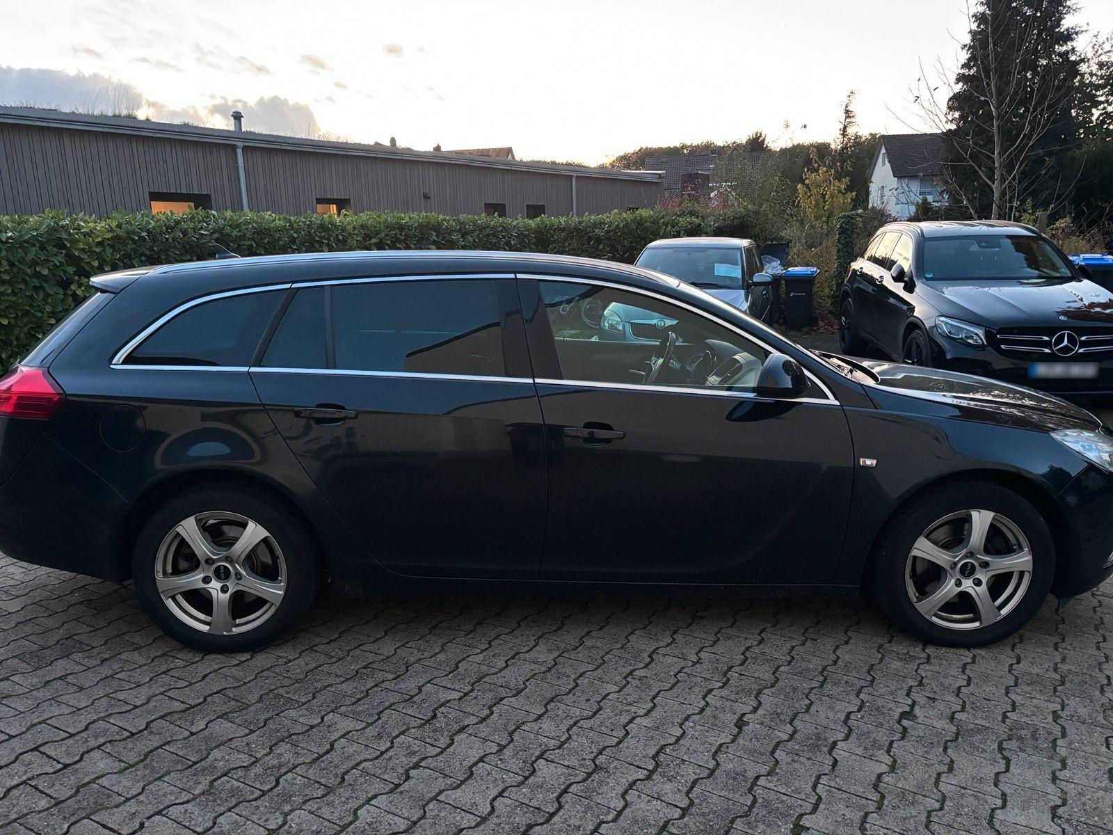 Opel Insignia 2011 — photo 6