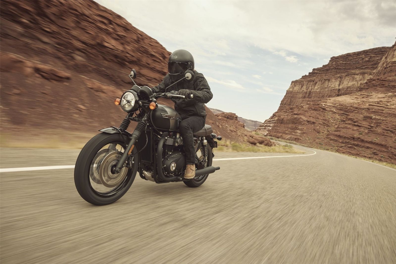 Fahrzeugabbildung Triumph Bonneville T120 Black