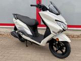 Suzuki Burgman street ex  - SUZUKI NÜRNBERG