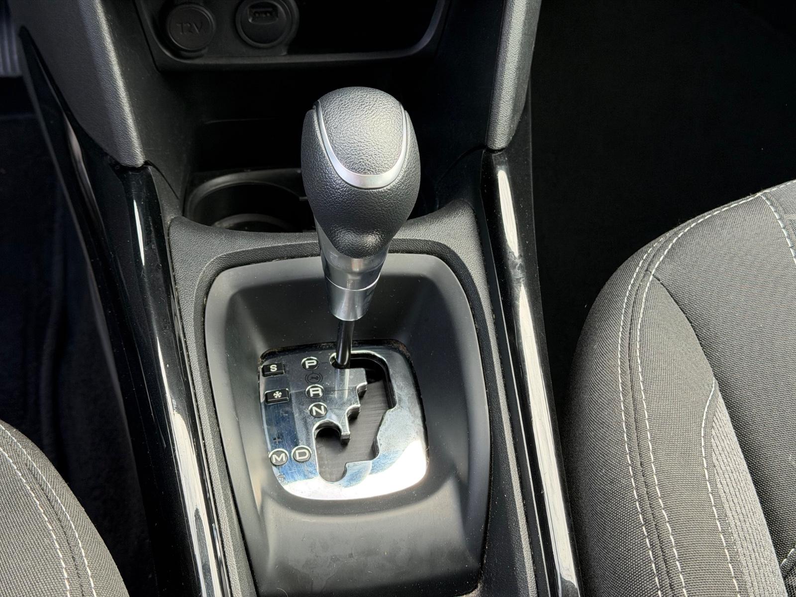 Peugeot 2008 1.2 Aut.*Wenig KM*Top Zustand*2.Hand*