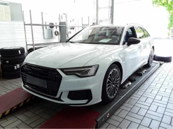 Fahrzeugabbildung Audi A6 Avant 55 TFSI e 270kW quattro S tronic LED Na