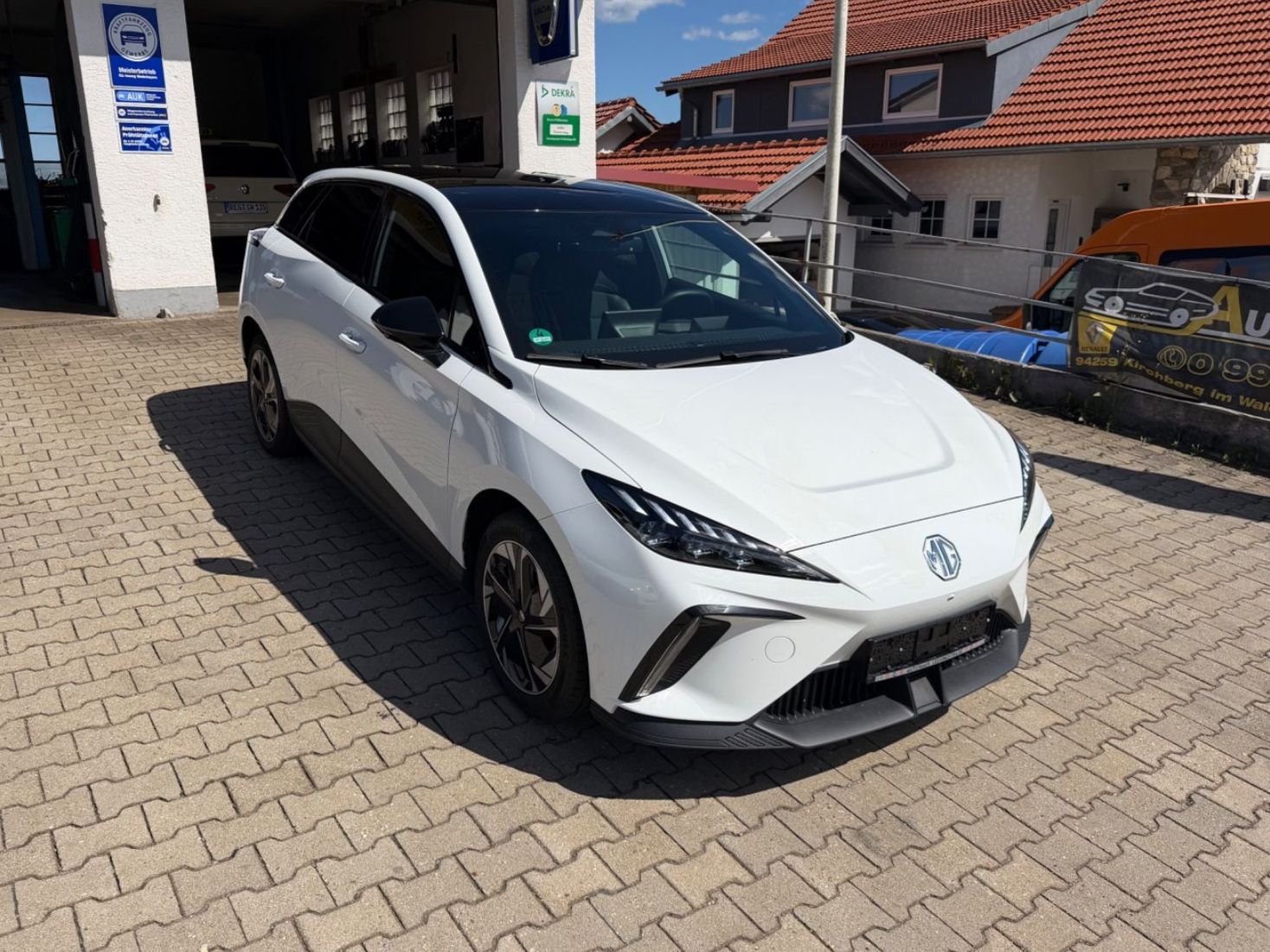 MG4 Luxury 64kwH | 360°Kam | ACC