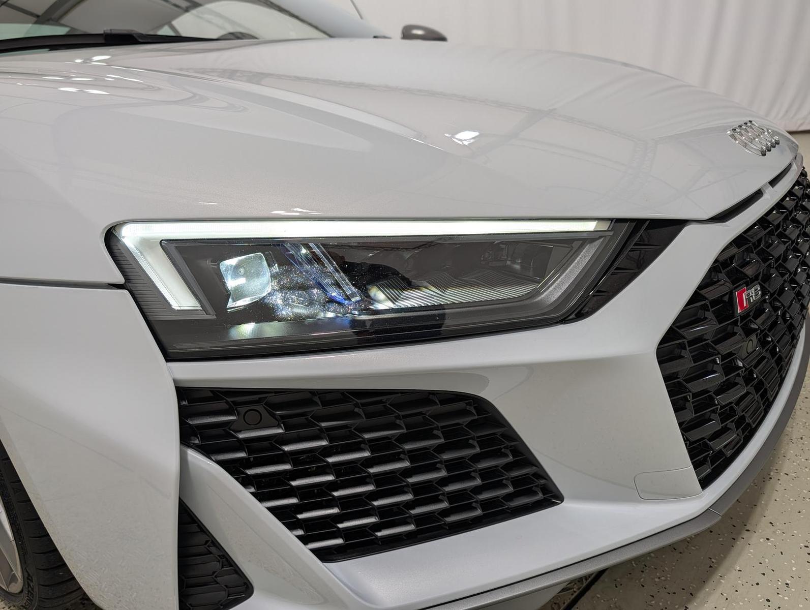 Audi R8 Coupe 5.2 V10 quattro Performance UPE: 234.6€