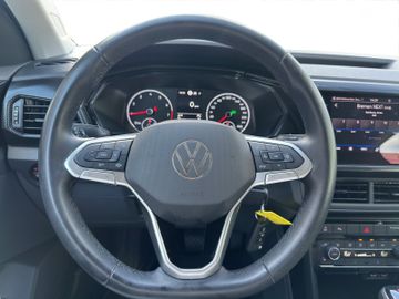 Volkswagen T-CROSS TSI 1.0 KAMERA CARPLAY SHZ