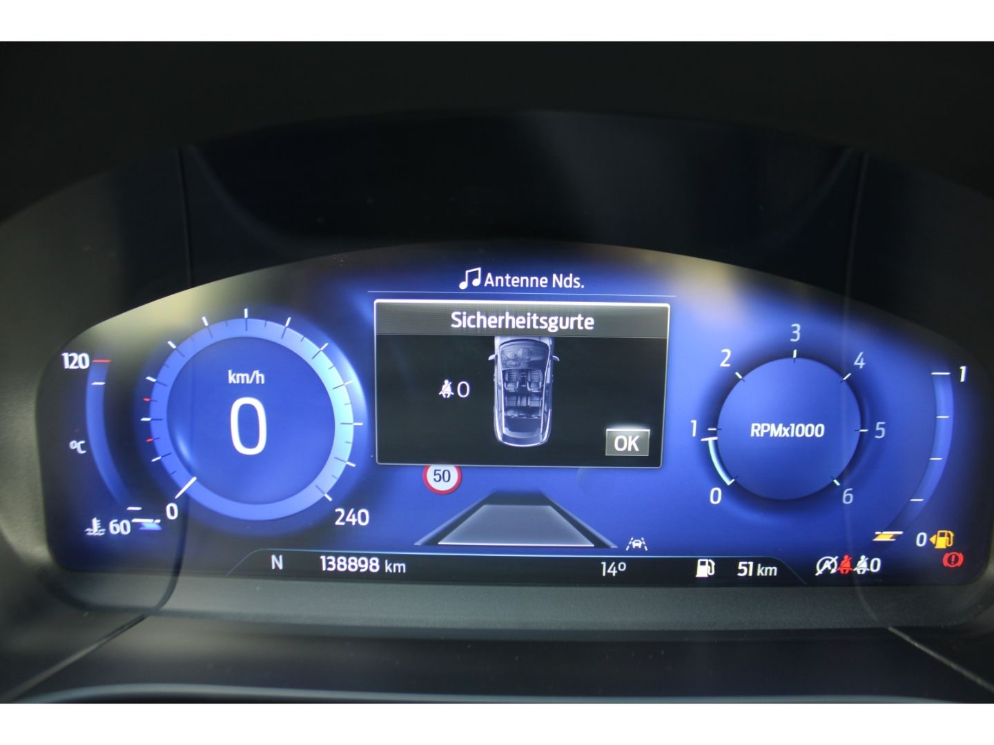 FORD Kuga Hybrid 2.0 EcoBlue ST-Line ACC LED AHK RFK - Image 15